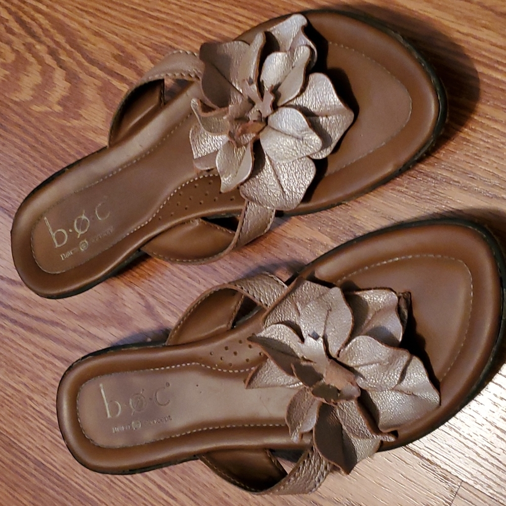 Born concept leather flower sandals